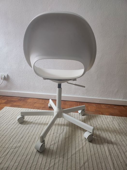 Cadeira Branca Ikea - Como nova !