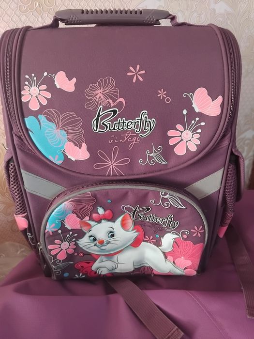 Школьний рюкзак для девочки