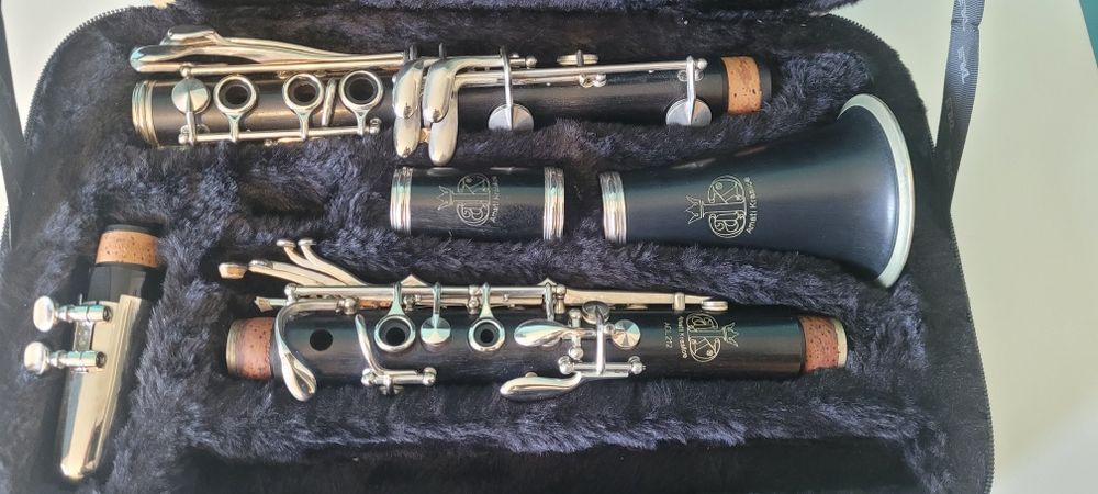 Кларнет Amati  ACL12