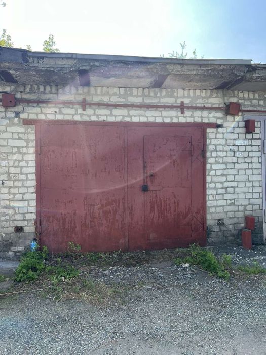 Продається гараж на 5 автобазі