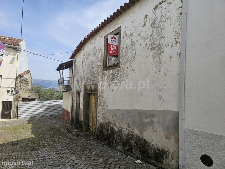 Moradia em Banda T3 / Fundão, Aldeia de Joanes