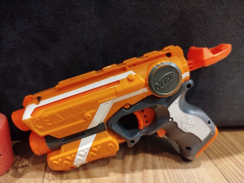2x Nerf Firestrike Elite