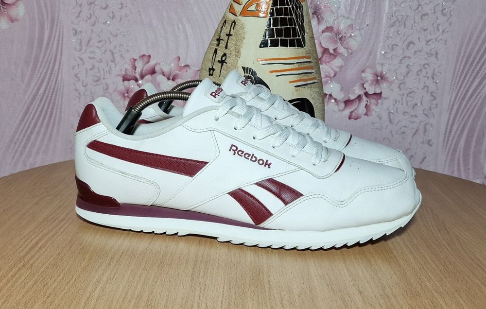 Кожаные кроссовки Reebok (48 размер)