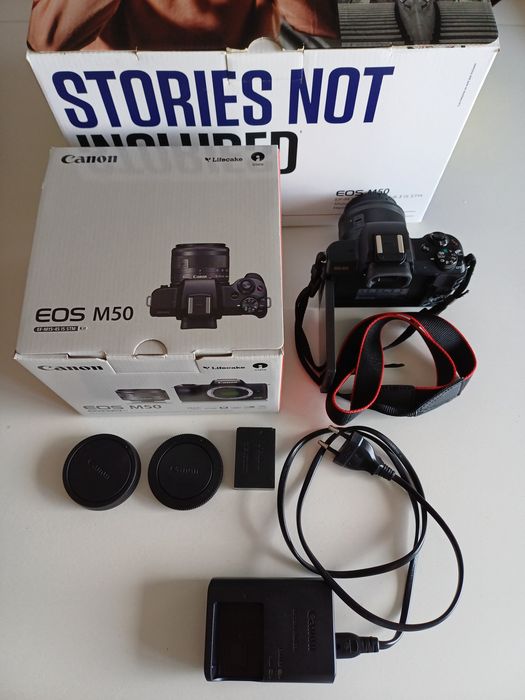 Máquina Fotográfica EOS M50 (como nova)