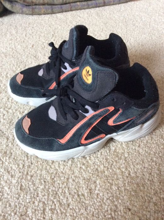 Кроссовки adidas originals Yung-96 хорошее состояние 32 размер