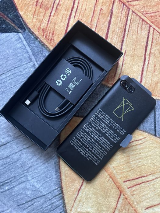 Nowa Motorola razr 60  8/258 gb