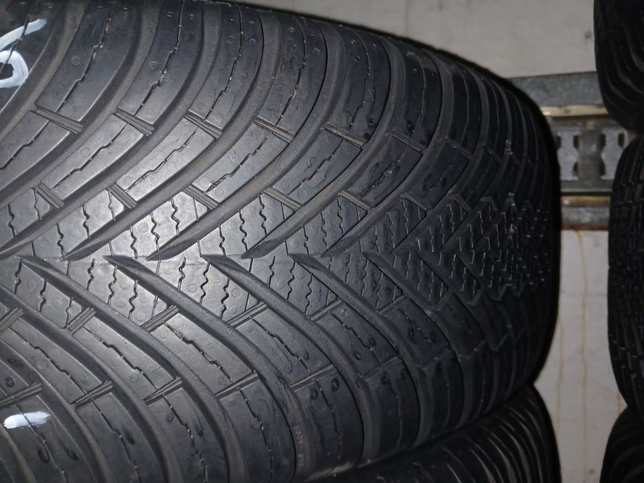 205/55/16 4szt.całoroczne 24 rok 7mm Vredestein Quatrac