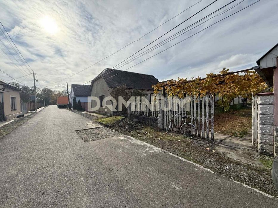 Продаж будинку в центрі Виноградова