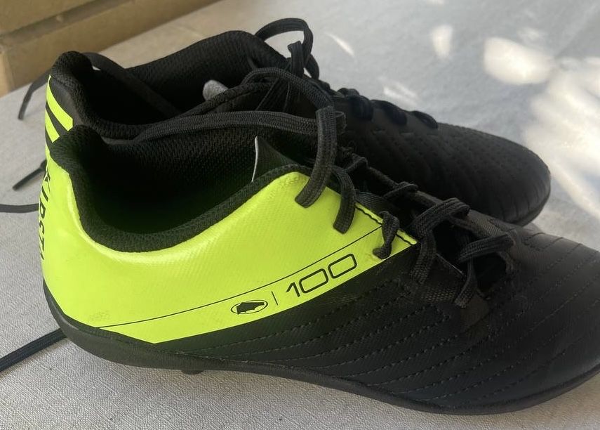 Футбольні бутси Kipsta 35 р