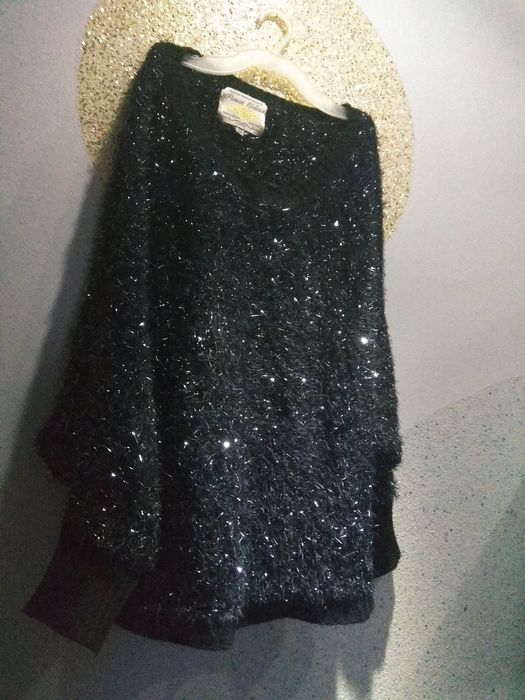 Parisan Collection sweter damski czarny typ emu ze srebrnymi nitkami
