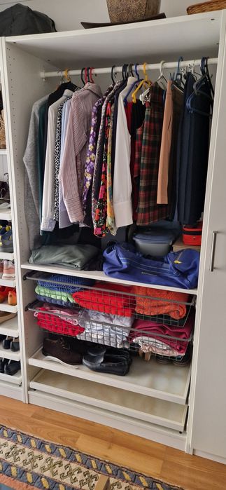 Roupeiro sem portas Ikea
