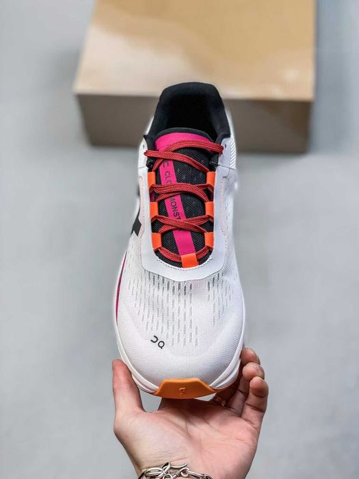 Trampki On Running  Cloudsurfer (Women's)  38