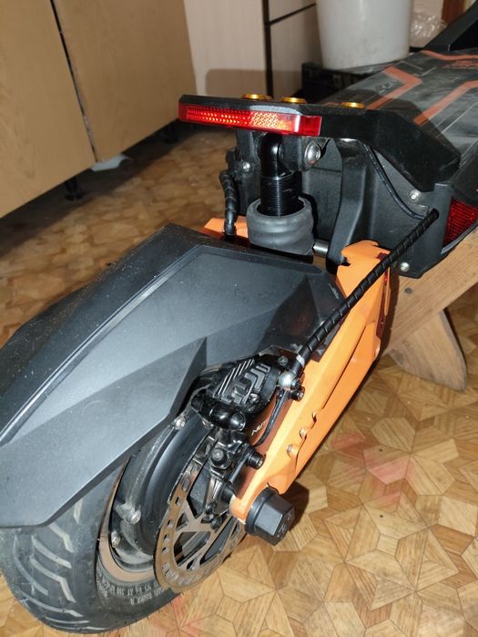 Только Киев. Продам электросамокат Kukirin G3 pro не G2. В хорошем состоянии