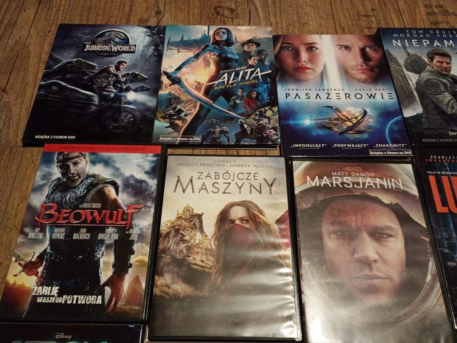 21 filmów DVD s/f m.in Diuna Transformers