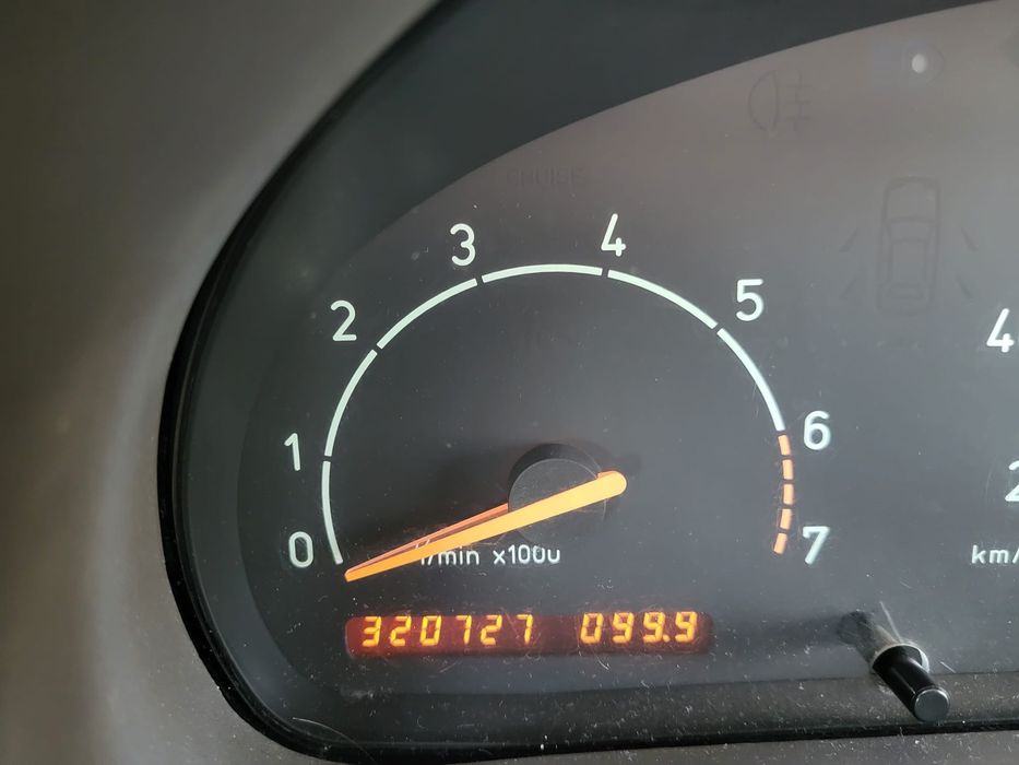 Saab 93 2.0 uszkodzony