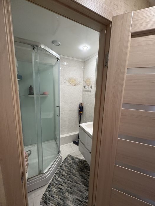 Продам 3-х кімнатну квартиру