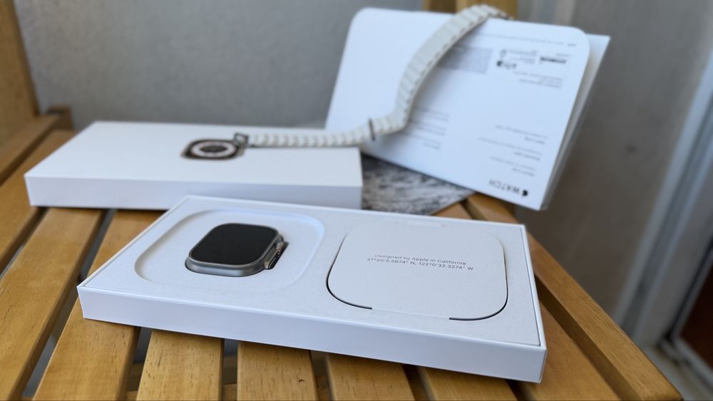 Apple Watch Ultra - 49mm Titanium