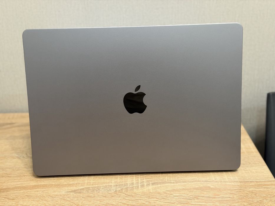 Apple MacBook Air 15" M2 Space Gray 2023 (MQKP3)