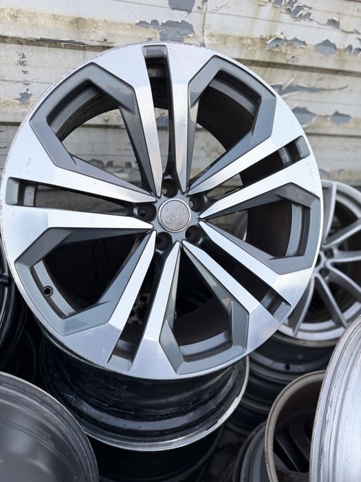 Jantes 22 Originais audi Q8 em 5x112