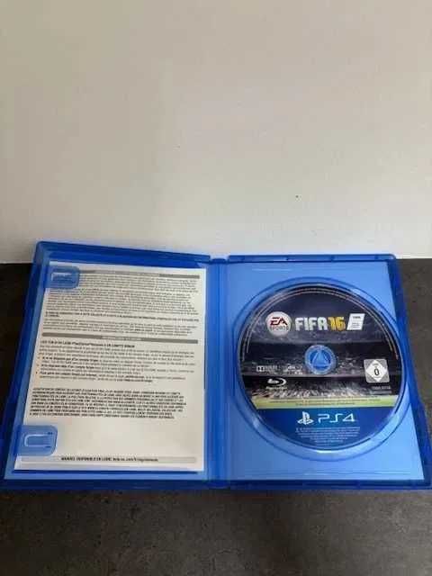 OPORTUNIDADE - PS4 Slim 500GB + 1 Comando + Cabo Alimentação