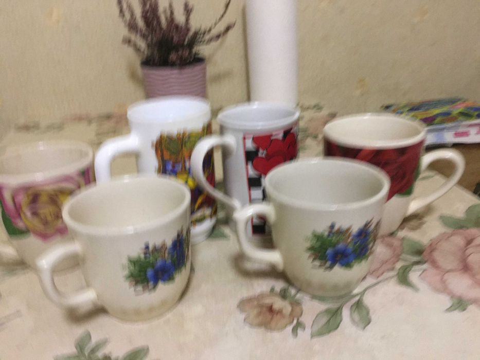 Набор стаканов на подставке чашки рюмки стопочки бокалы