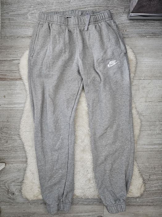 Spodnie dresowe Nike Rozmiar S Szare Dres dresy nike Swoosh Spodnie