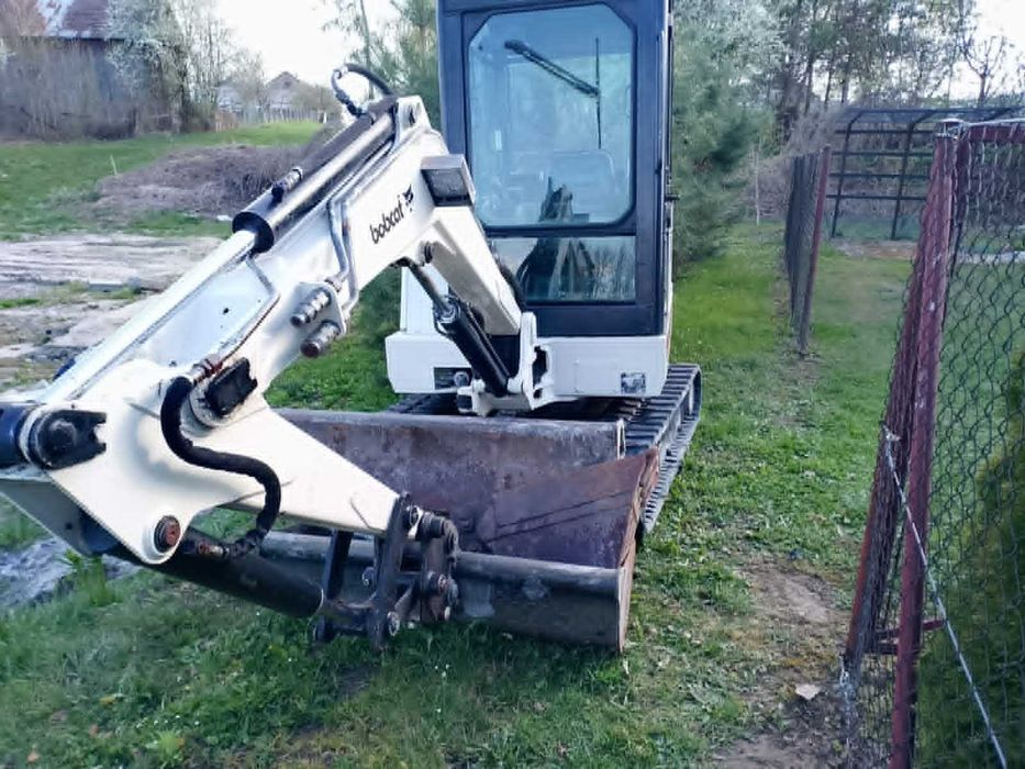 koparka Bobcat x325