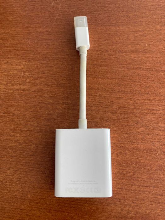 Apple - Mini DisplayPort to VGA Adapter64584775523971122