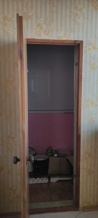 Дарницька площа, Соцмісто, Гашека 7 А,