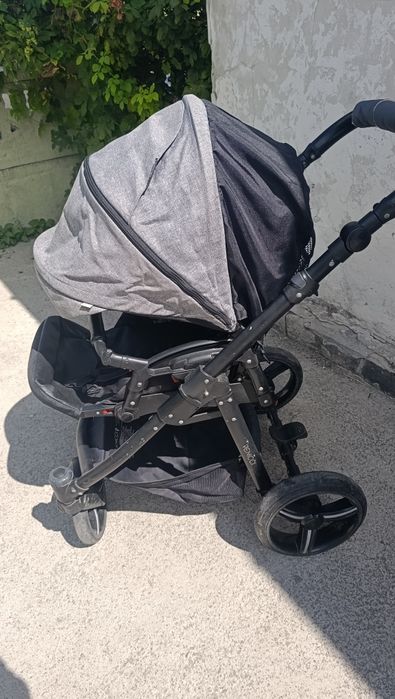 Продам Коляску 3в1