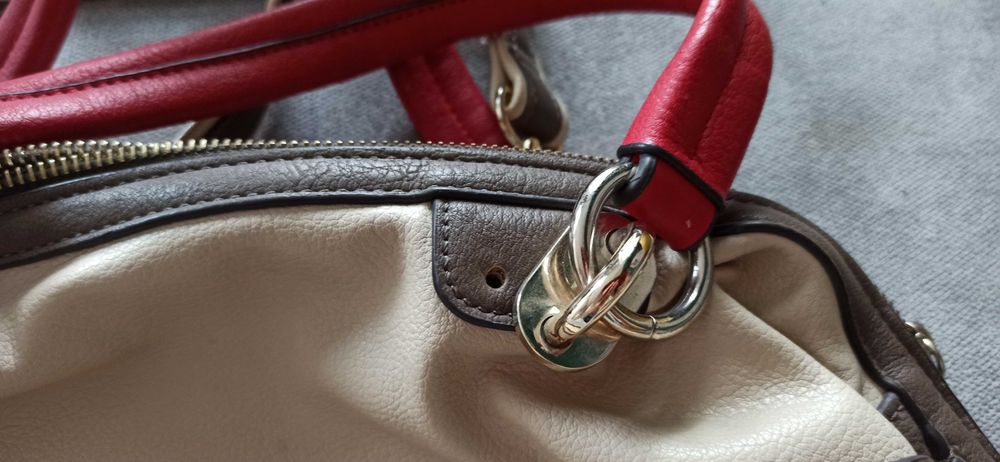 Piękna, elegancka torebka Monnari