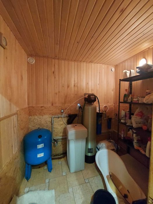 Продам в г. Чугуев дом 2008 г.п., пл. 135 кв.м