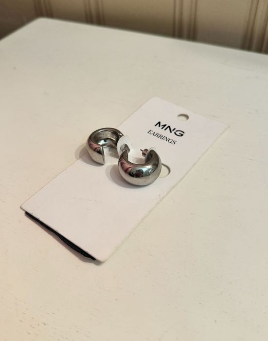 Сережки від Mango