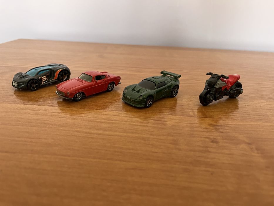 Zestaw Mattel 4 sztuki