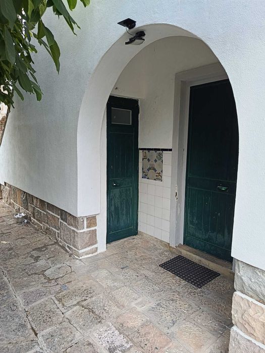 Quarto individual em Rio de Mouro