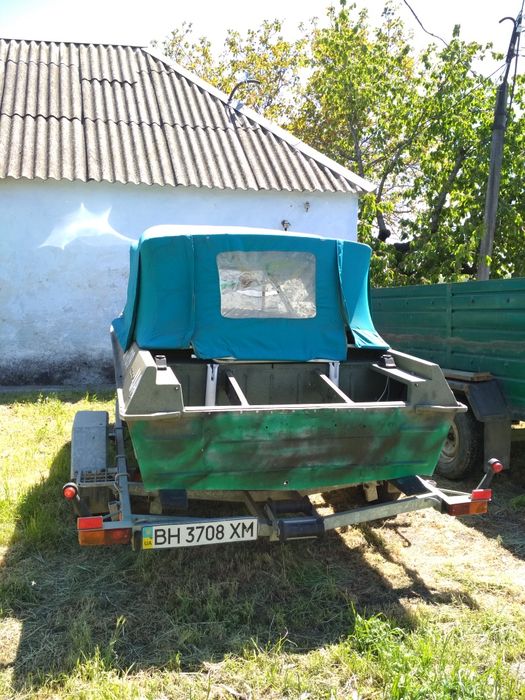 Лодка Крым в хорошем состояние !