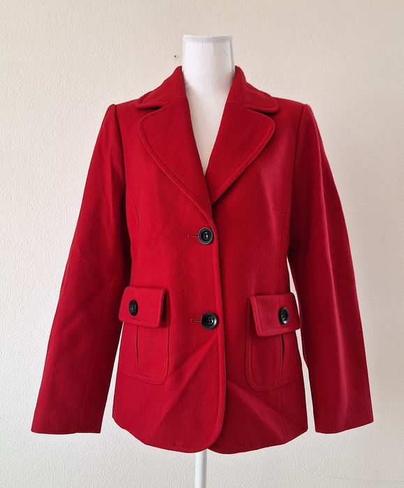 Casaco vermelho (Amitié)