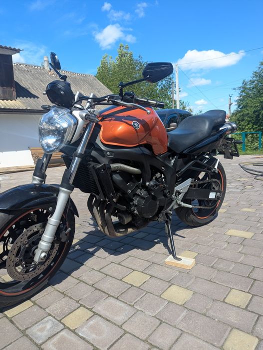 Ямаха fz6 Розмитнена
