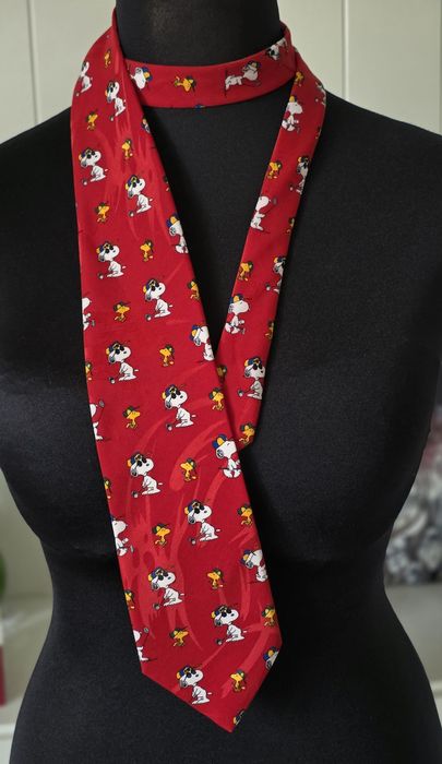 Nowy czerwony krawat Peanuts Snoopy tie C&A