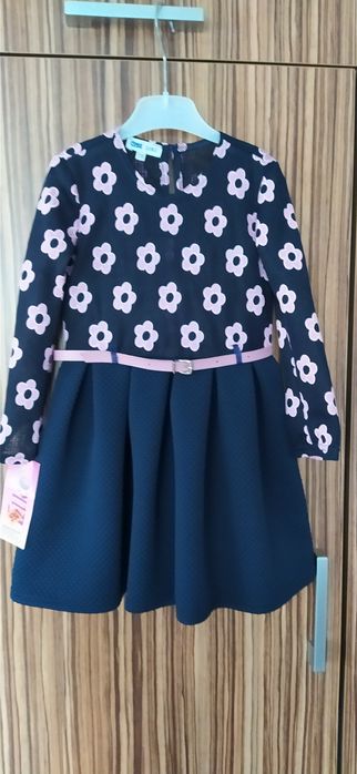 Sukieneczka dziewczęca