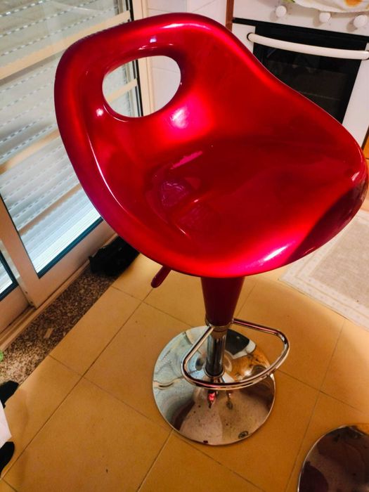 High Table Set + 2 Bar Chairs64551266110337123