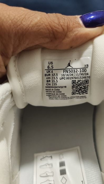 Vendo um tênis Nike