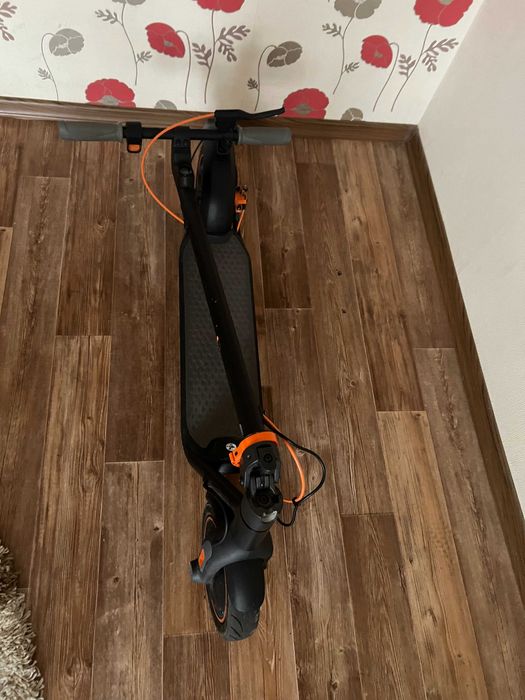 Електросамокат Segway-Ninebot