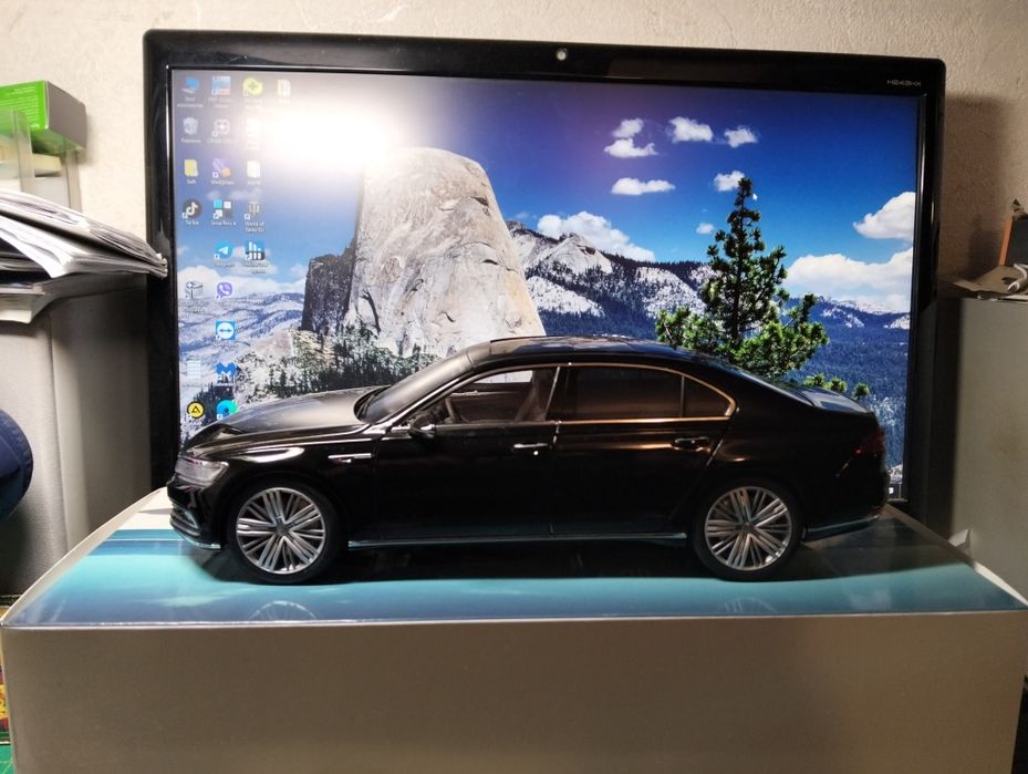 Продам VW Phedeon,  VW Phideon Neo, VW Phaeton 1/18