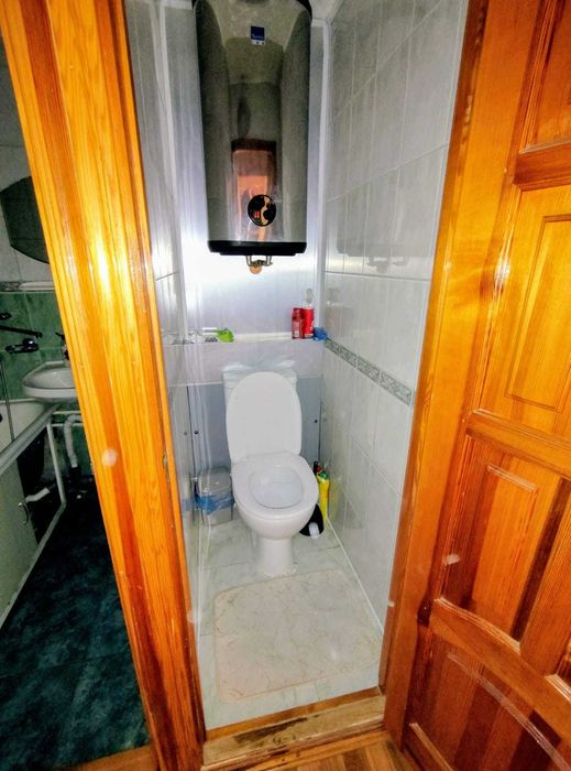 Євро-2 біля метро Оболонь