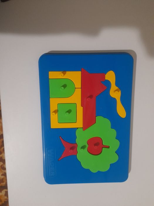 Пазли пластмасові