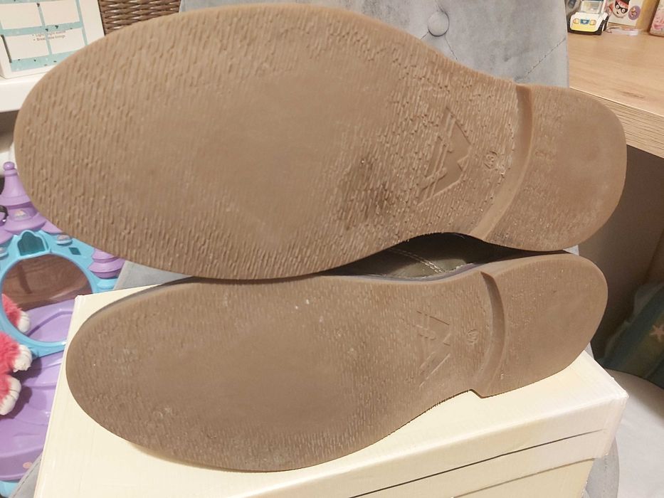 Buty Wojas rozmiar 43