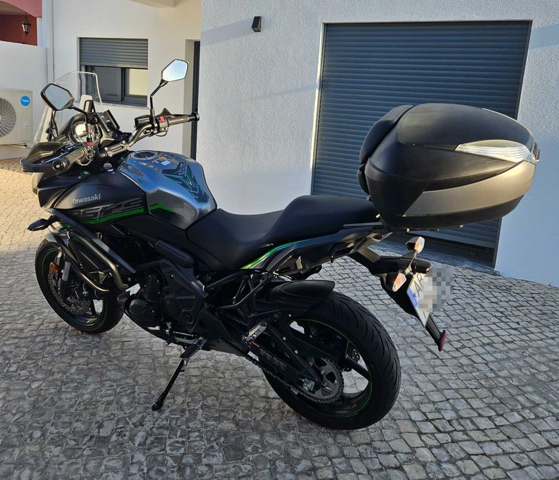 Cawazaki versys 650, de 2020, com 15200km,  6000€