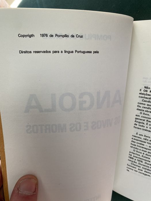 Livro Angola os vivos e os mortos