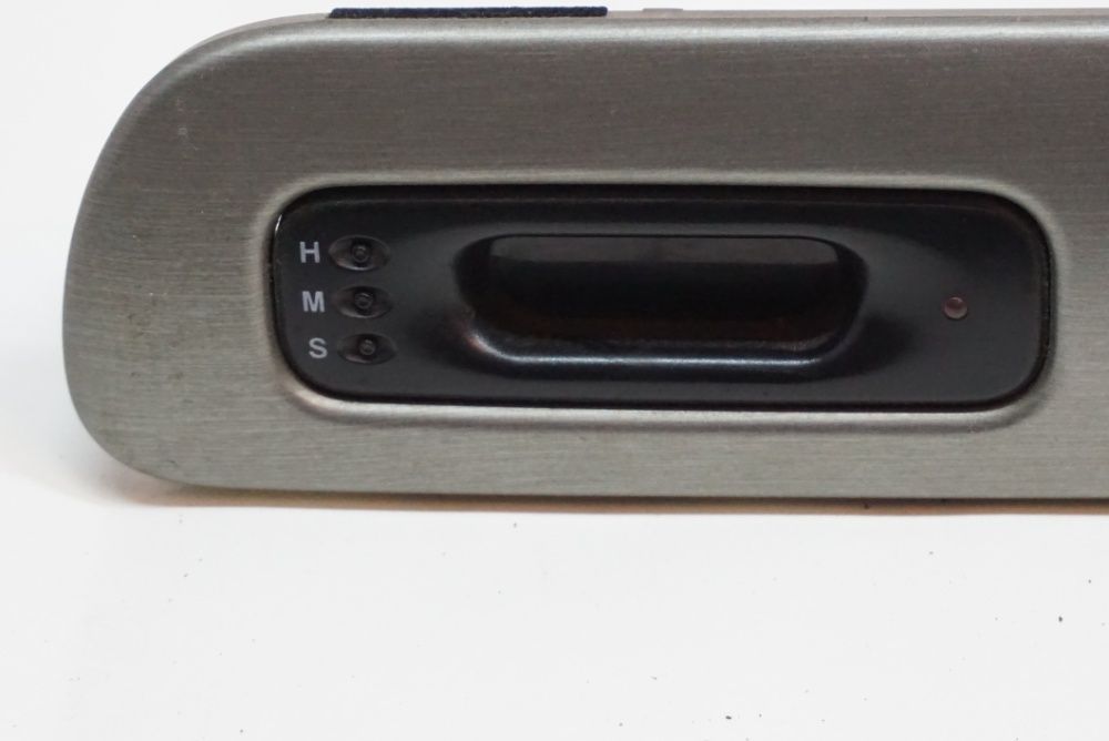 Годинник Chevrolet Tacuma \Шевроле Такума